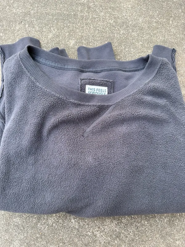 American Eagle Sweater Grey Women’s - Image 2