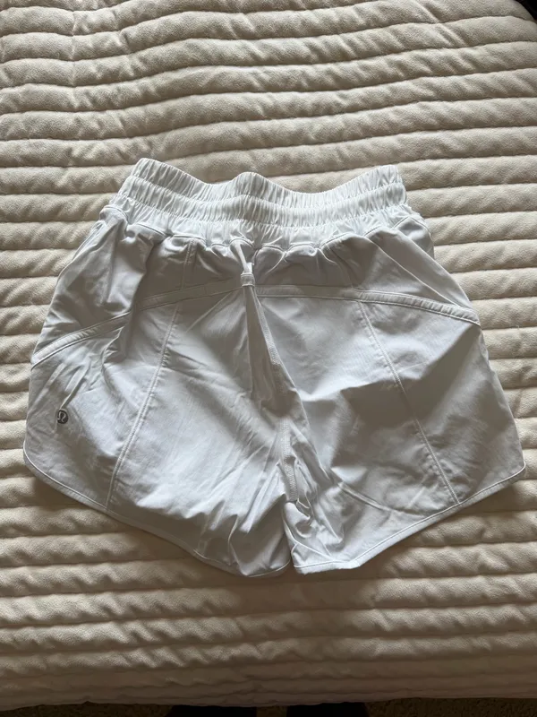 Lululemon shorts  - Image 4