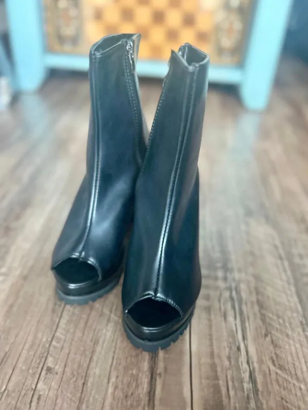 Heeled Peep Toe Booties Black Size 6.5 - Image 6