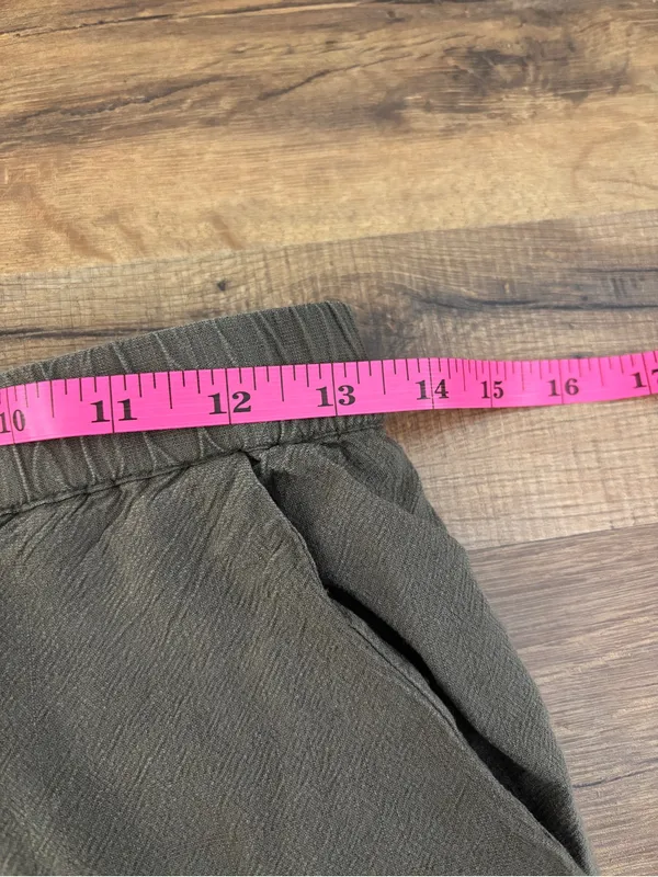 Marine Layer Allison Cropped Pants Dolphin Hem Green Women’s - Image 9