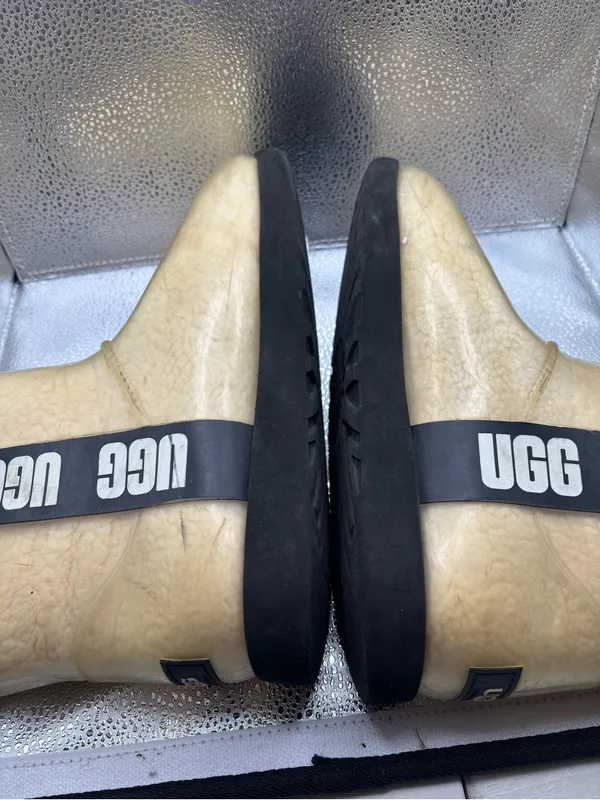 UGG Classic Clear Mini Waterproof Rain Boots Natural Black Womens Size 9 - Image 4