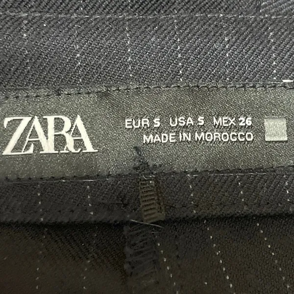 Zara Women's Black Pinstriped High Waisted Slit Mini Shorts Skirt Skorts Size S - Image 5