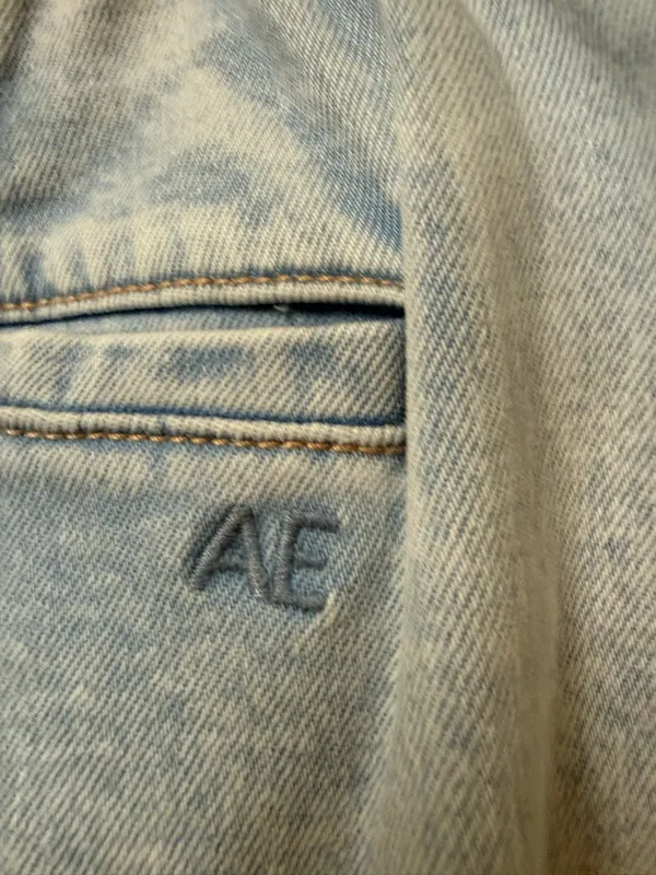 AMERICAN EAGLE Wide Leg Light Wash Jeans - Image 6