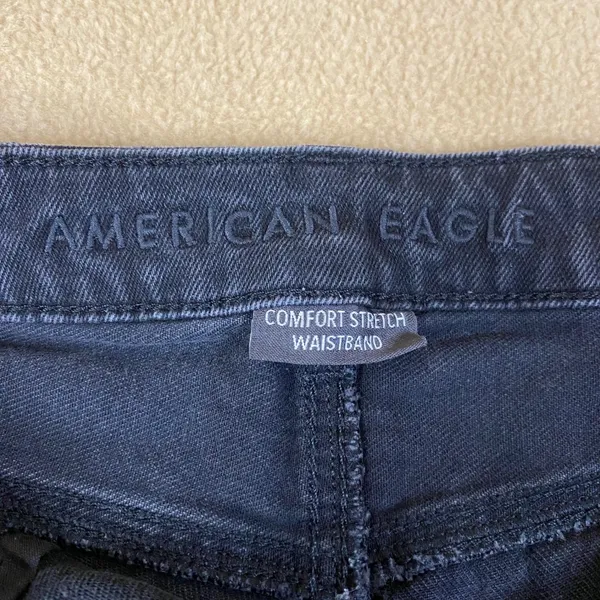 American Eagle Distressed Denim Shorts Womens 2 Black Frayed High Rise‎ Jean EUC - Image 4