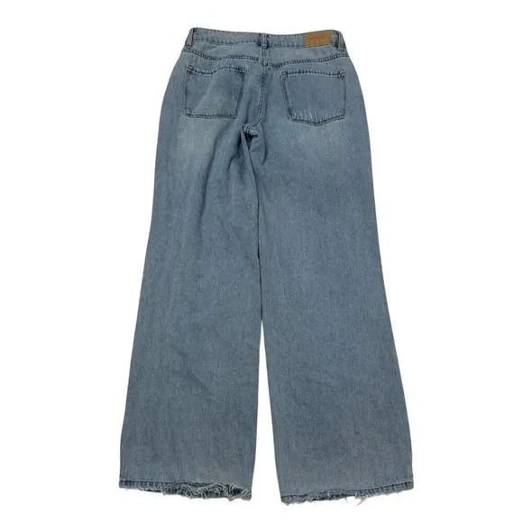 RSQ Low Rise Baggy Jeans Size 25 Distressed Knee Wide Leg Y2K Skater Light‎ Wash - Image 2