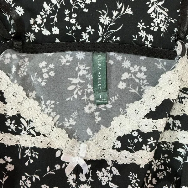 Laura Ashley Fairy Black Floral Cami‎ Top White Lace Trim Cottagecore Summer - Image 3