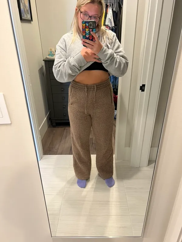SKIMS Teddy Fleece Pants - Image 8