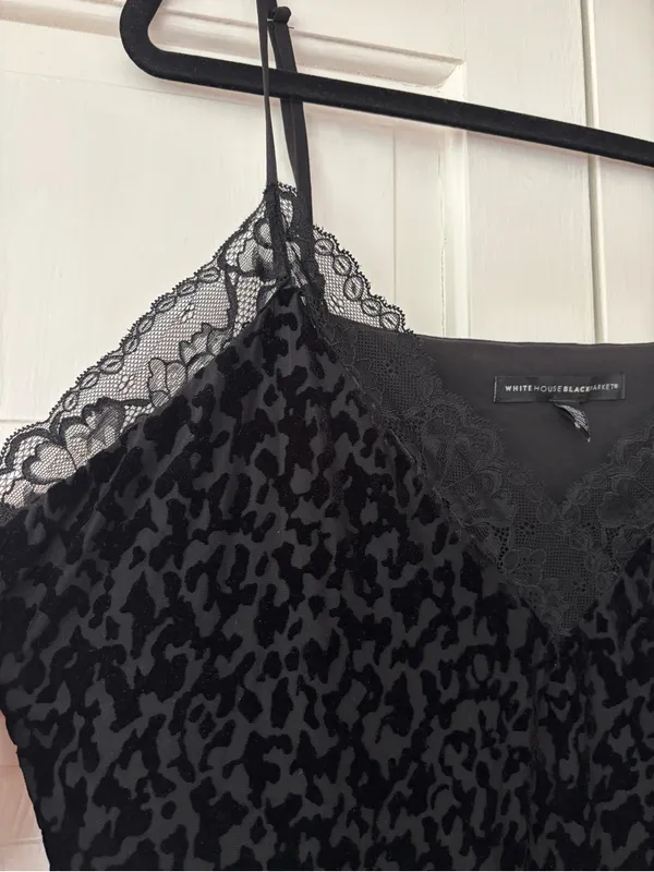 White House Black Market WHBM Black Velvet Leopard Print Lace Cami‎ Top Size XL - Image 7