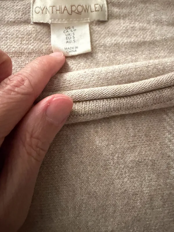Cozy Plaid Crewneck Sweater - Beige / Cream Size S - Image 3
