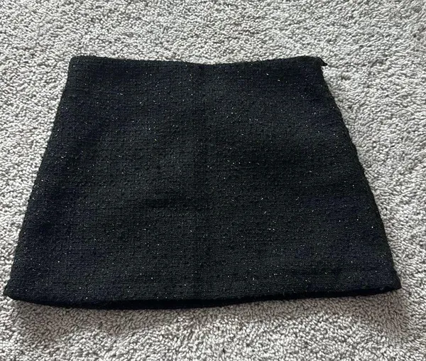 H&M Skirt Mini Black - Image 3