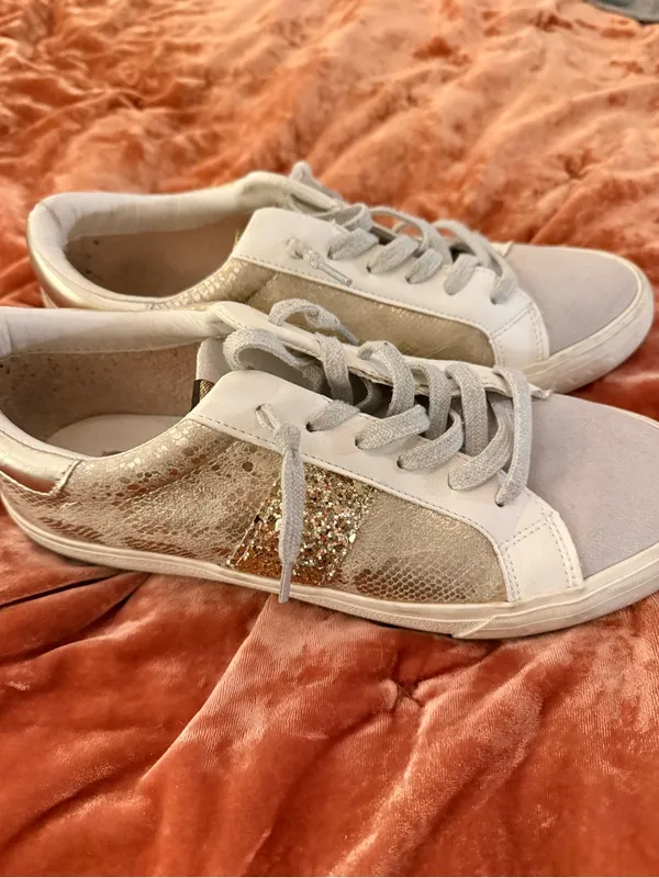 Vintage Havana Kate Gold Snakeskin with Glitter Neutral Lace Up Cssual Sneaker - Image 9