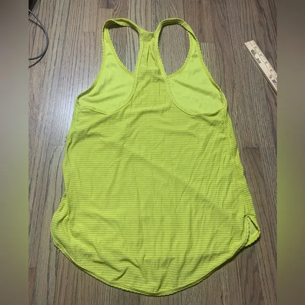 Lululemon tank top - Image 2