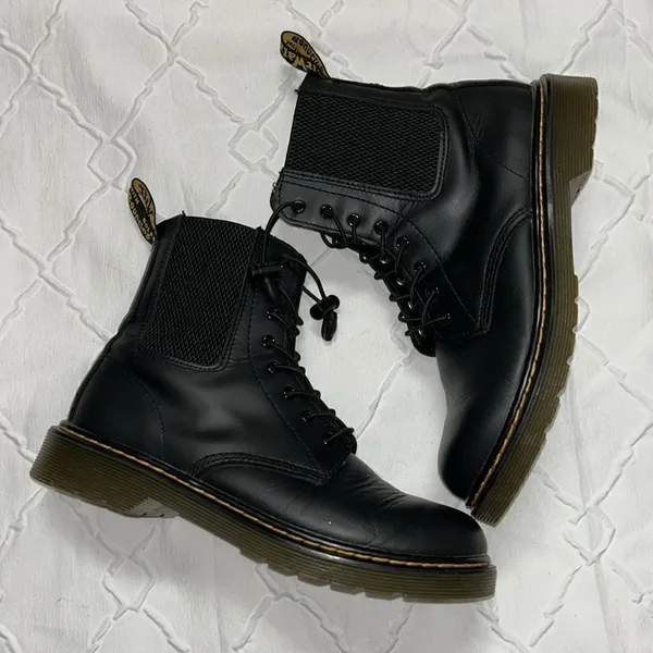 Dr Martens Black Lace Up Combat Boots(Size 5) - Image 3