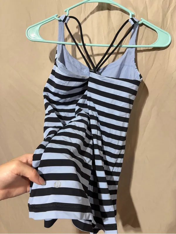 Lululemon tank top - Image 2