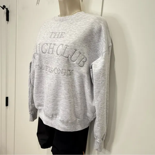 New The Couch Club Members Only Sweatshirt Small Gray Crewneck Comfy Cozy Gift - Image 4