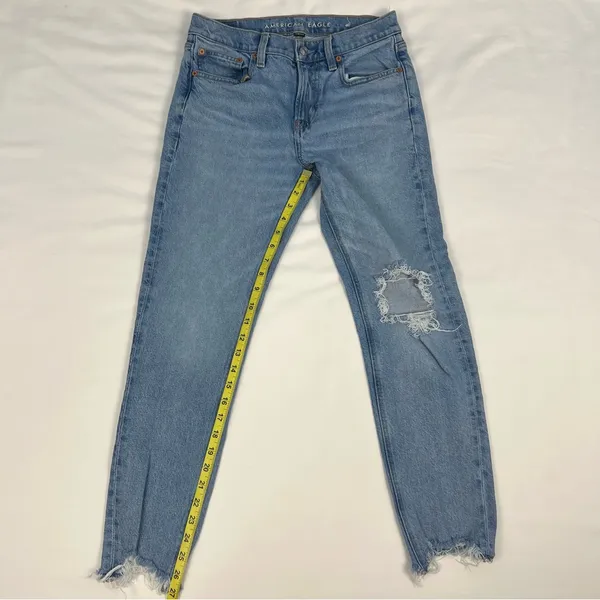 American Eagle Light Blue Denim Jeans, Size 4 Short - Image 4