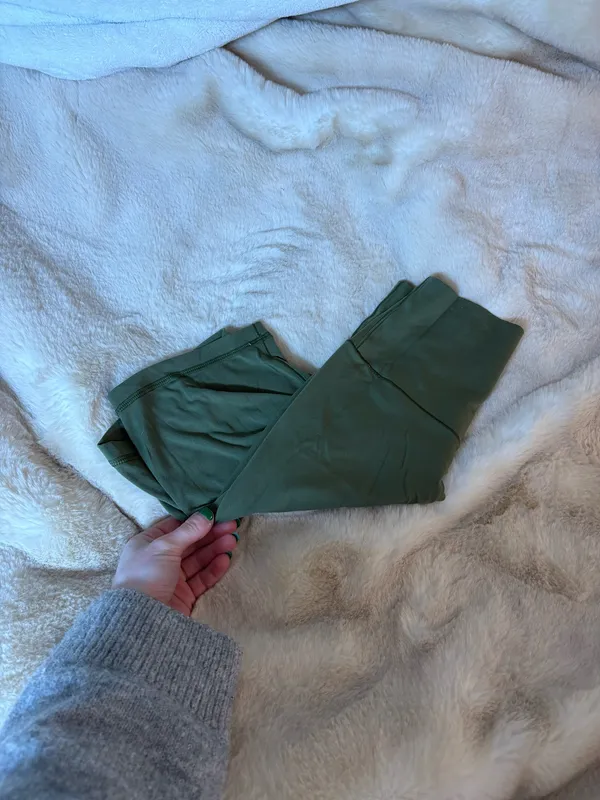Aerie Biker Shorts Crossover - Image 6
