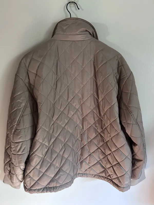Levi’s | Tan Diamond quilted bomber puff jacket with corduroy collar - Image 7