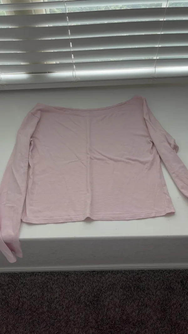 Hollister off the shoulder top - Image 2