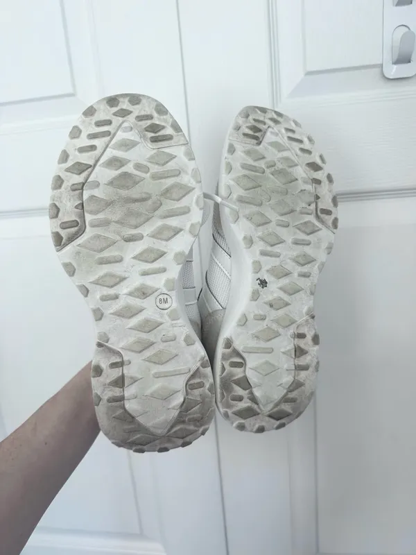 Women's Le Tigre Le TIGRE Baxter Sneaker sz 8 - good condition - Image 3