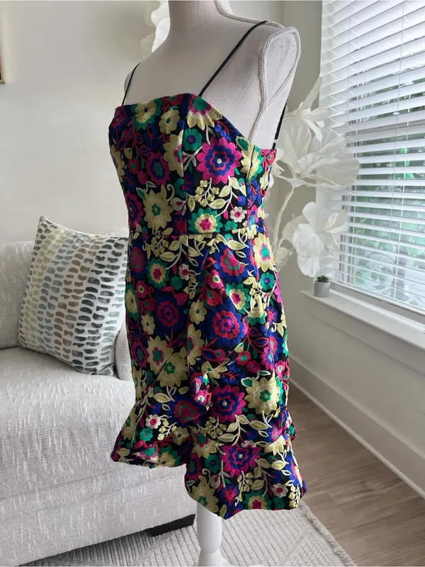 X By NBD Strapless Floral Embroidered Mini Dress in Navy, Pink And yellow Size M - Image 5