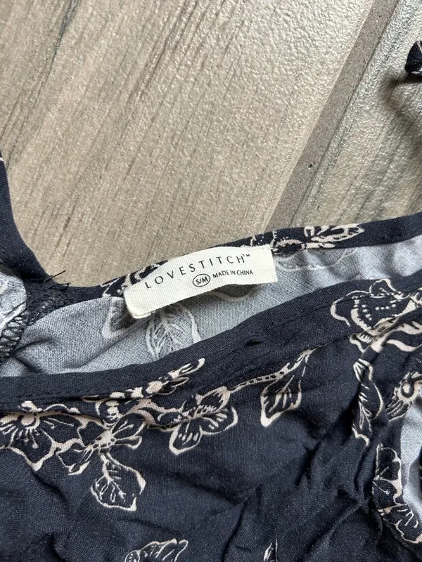 lovestitch Black Floral Maxi Dress with Contrast Trim - Image 2