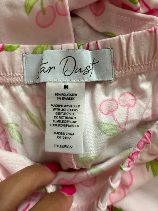 NWT Star Dust two piece short sleeve shorts cherry pajama set size medium - Image 4