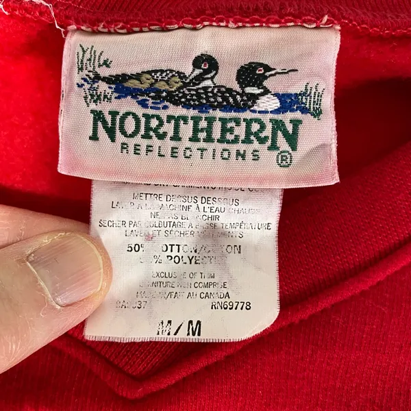VINTAGE NORTHERN REFLECTIONS Teddy Bear Christmas Sweatshirt - Image 6