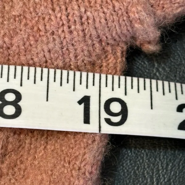Free People Soft Mauve Knit Cardigan Wool and Alpaca Blend. Size M - Image 11