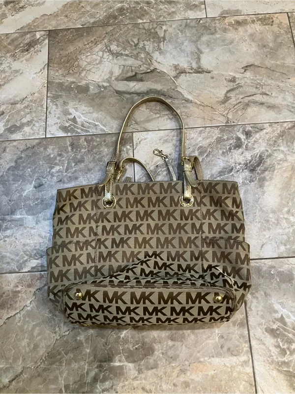Michael Kors Jet Set Canvas Signature Tote Bag - Image 2