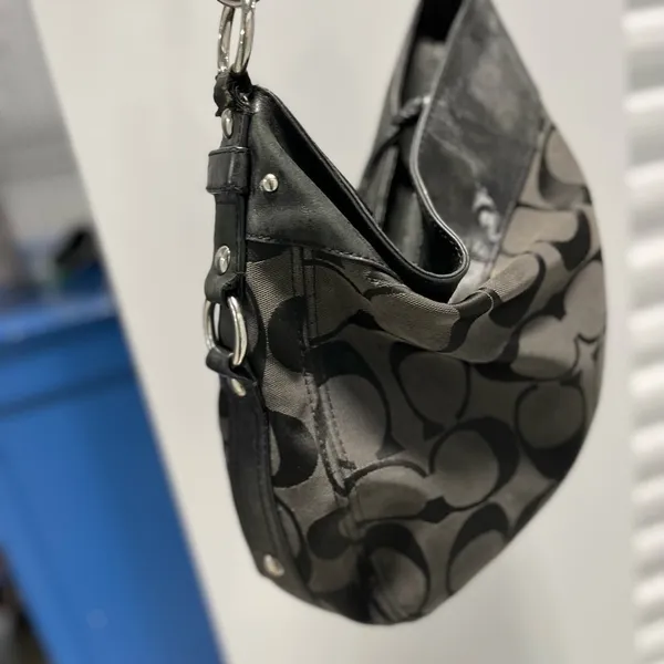 Coach Shoulder Bag - Image 6