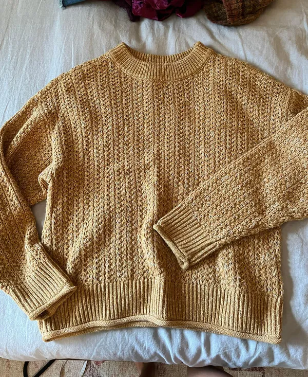 Universal Threads Sweater - Image 2