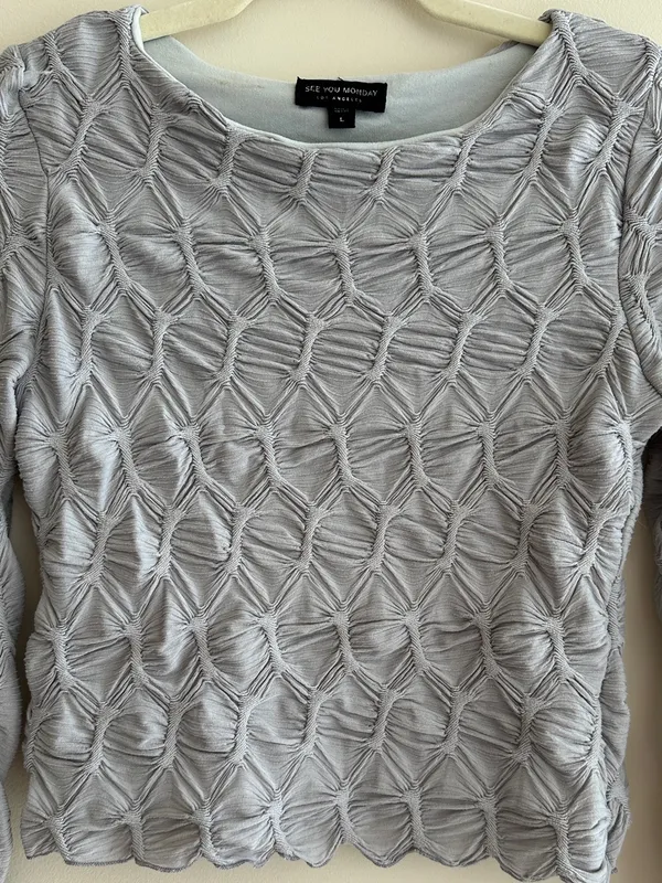 See You Monday Honeycomb Stretch Long Sleeve Top, Light Grey, Size Large - Image 4
