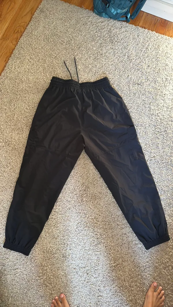 Old Navy Joggers - Image 3