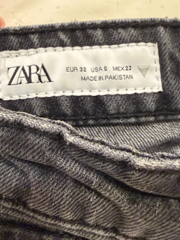 Zara barrel jeans  - Image 2