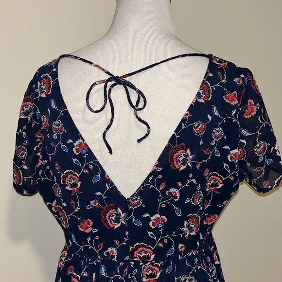 5/$30 🎈 Old navy women’s medium‎ babydoll floral dress - Image 3
