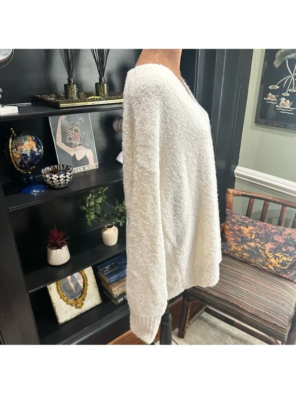 Aerie Teddy V-Neck Bouclé Sweater – Size Large – Cozy Texture & Relaxed Fit - Image 7
