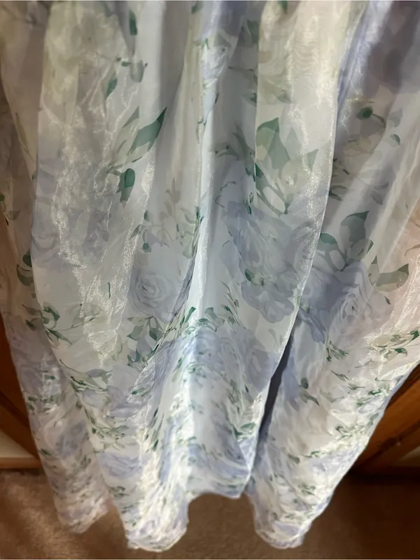 Lulu's Pastel periwinkle Floral Strapless Chiffon Maxi wedding guest Dress small - Image 5
