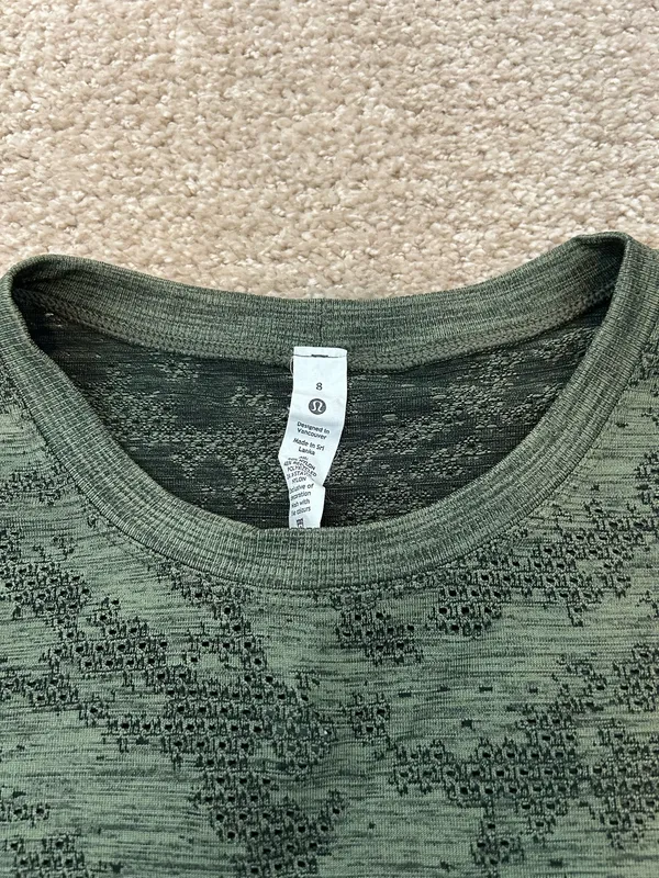 Lululemon top - Image 2