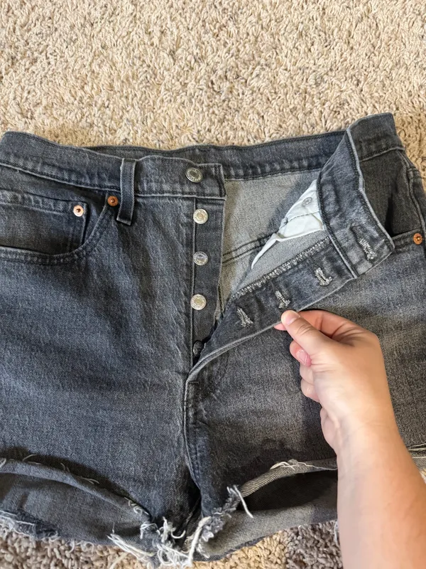 Levi’s 501 Shorts - Image 3