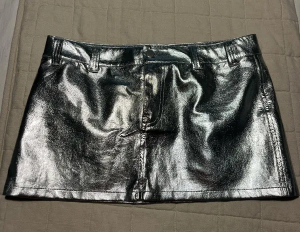 Silver mini skirt  - Image 3