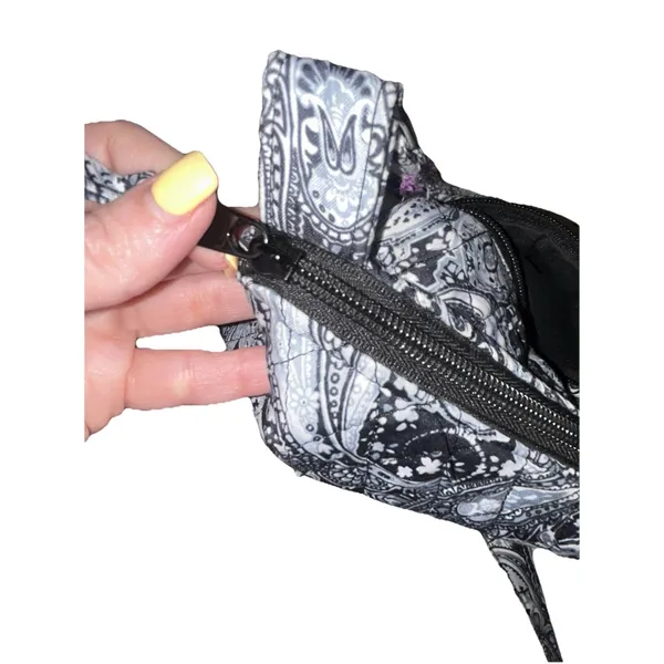 Black And White Paisley Crossbody Bag. Zips & Snaps, Adjustable Strap. - Image 8