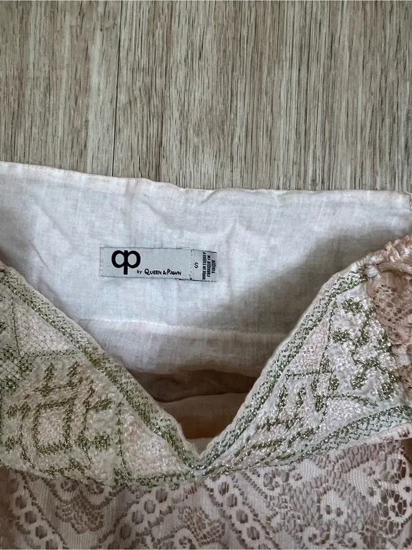 Anthropologie Embroidered Tiered Maxi Skirt in Blush coral - Image 3