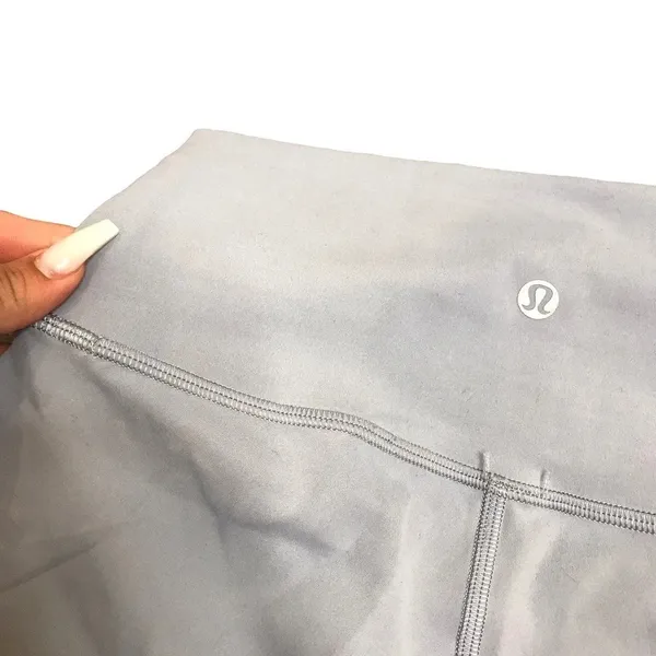 Lululemon Light‎ Blue Cropped Leggings - Image 3
