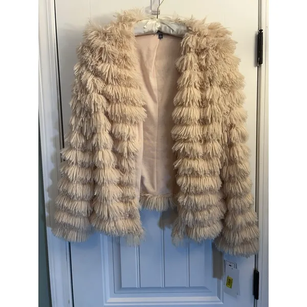 Jolt Faux Fur Shaggy Open Front Jacket Blush Pink Size Small NWT Soft Coat - Image 9