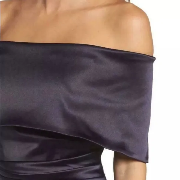 Vince Camuto Off the Shoulder SATIN Ruched - Image 3