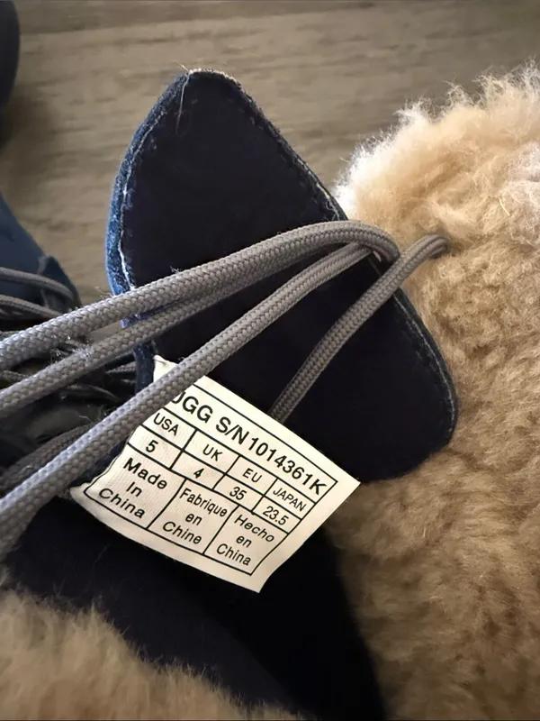 UGG Cecile Navy Blue Leather Sheepskin Duck Boots 1014361K Size 5 - Image 7