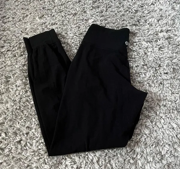 lululemon black align joggers size 4 - Image 6