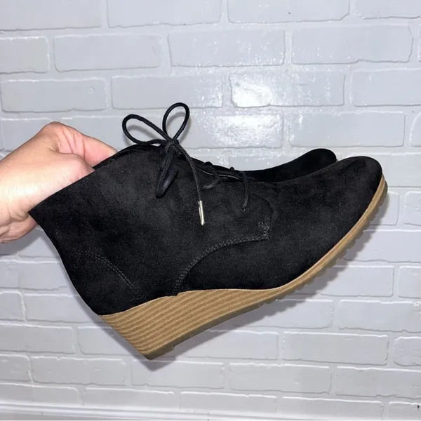 Dr. Scholls Ceelia Black Chukka Wedge Booties - Image 7