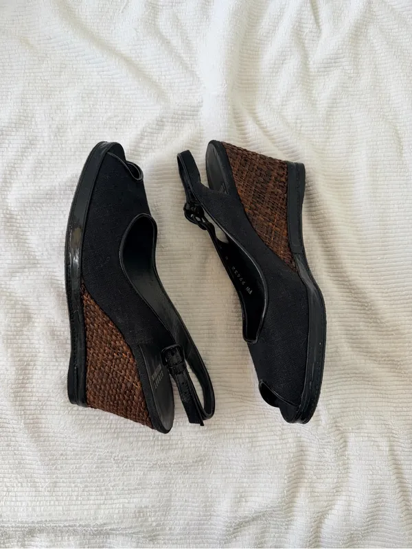 Stuart Weitzman Black linen Peep-Toe Slingback Wedges with Brown Woven Heel - Image 9